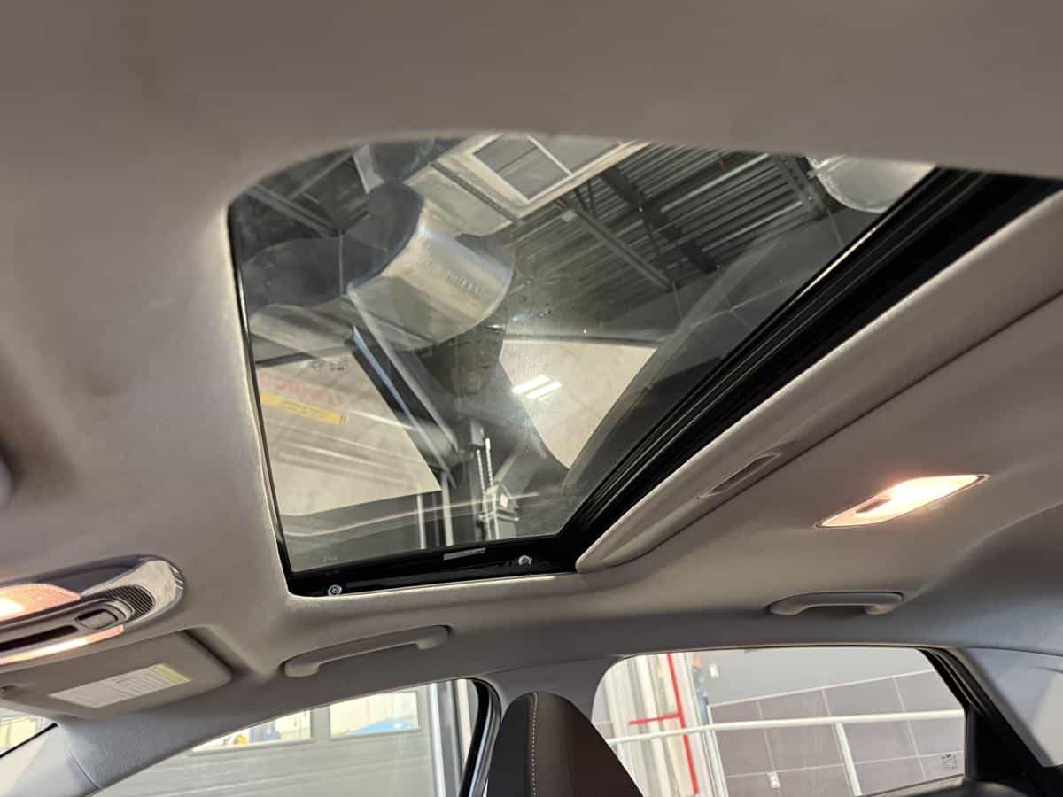 2021 Hyundai Elantra Preferred IVT avec ensemble Soleil et technologie - Image 14