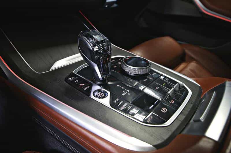 2019 BMW X7 xDrive40i - Image 12